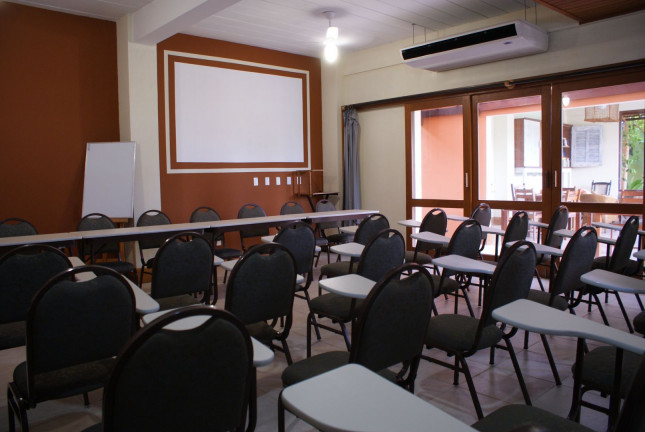 Imagem Imóvel com 26 Quartos à Venda, 3.500 m² em Itacimirim - Camaçari