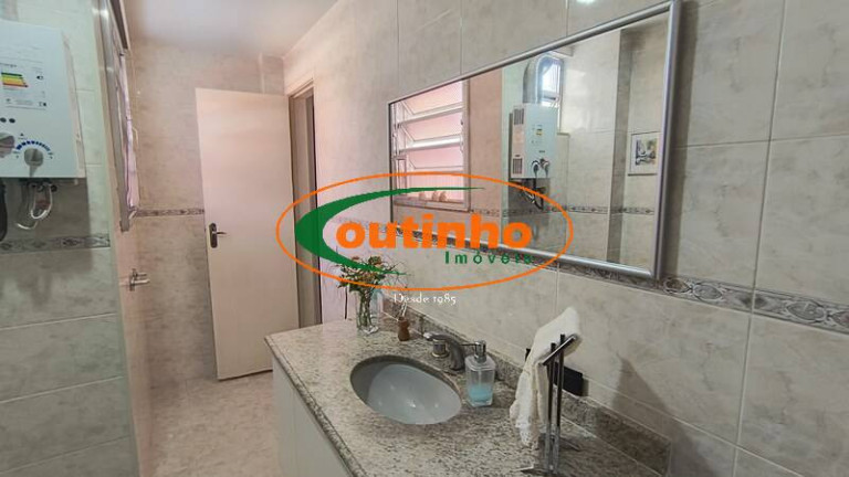 Imagem Apartamento com 2 Quartos à Venda, 67 m² em Tijuca - Rio De Janeiro Imagem Apartamento com 2 Quartos à Venda, 67 m² em Tijuca - Rio De Janeiro