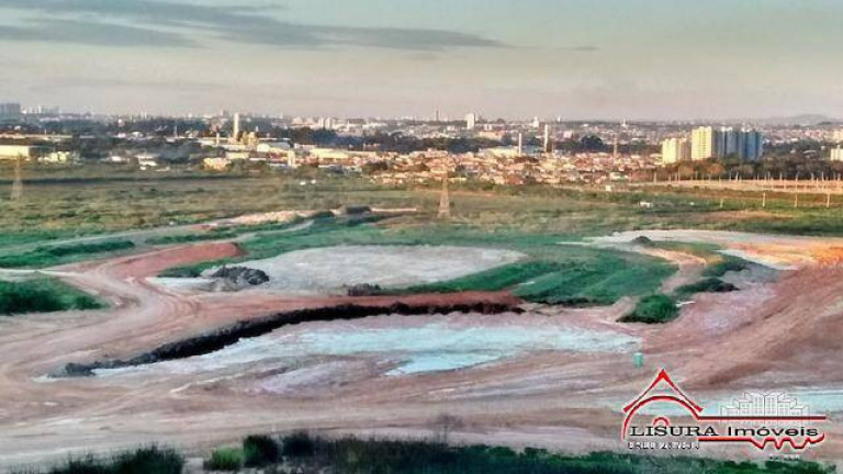Imagem Terreno à Venda, 121.000 m² em Jardim Emília - Jacareí Imagem Terreno à Venda, 121.000 m² em Jardim Emília - Jacareí