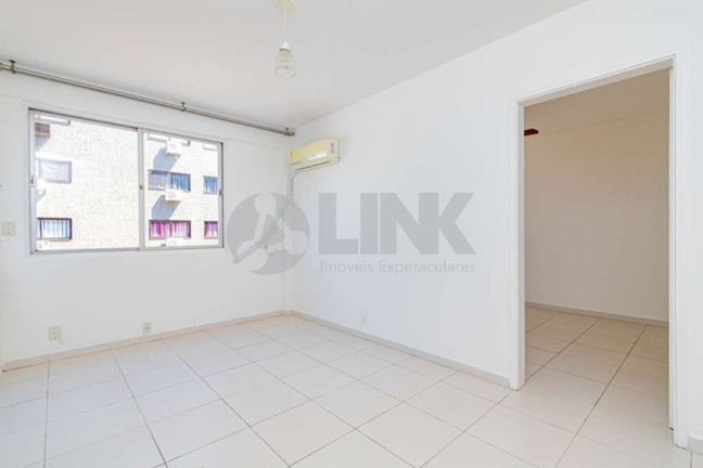 Imagem Apartamento com 1 Quarto à Venda, 41 m² em Menino Deus - Porto Alegre Imagem Apartamento com 1 Quarto à Venda, 41 m² em Menino Deus - Porto Alegre