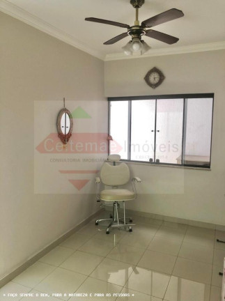 Imagem Casa com 3 Quartos à Venda, 320 m² em Central Parque - Taubaté