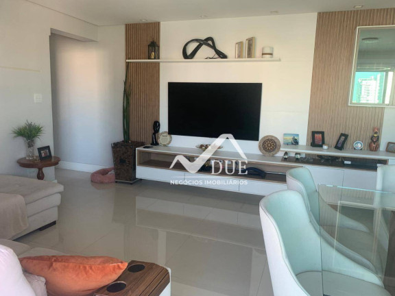 Apartamento com 3 Quartos à Venda ou Locação, 153 m² em Embaré - Santos