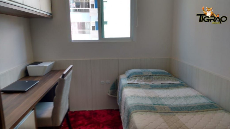 Imagem Apartamento com 2 Quartos à Venda, 68 m² em Centro - Itajaí