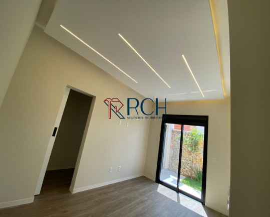 Imagem Casa com 3 Quartos à Venda, 101 m² em Caguassu - Sorocaba Imagem Casa com 3 Quartos à Venda, 101 m² em Caguassu - Sorocaba