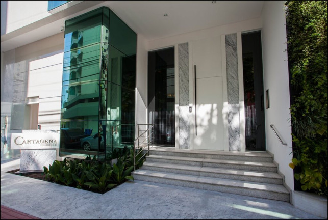 Imagem Apartamento com 3 Quartos à Venda, 131 m² em Centro - Balneário Camboriú