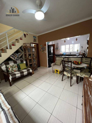 Sobrado com 2 Quartos à Venda, 90 m² em Vila Guilhermina - Praia Grande