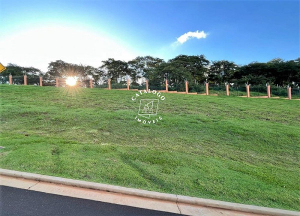 Imagem Imóvel à Venda, 197 m² em Residencial E Empresarial Alphaville - Ribeirão Preto Imagem Imóvel à Venda, 197 m² em Residencial E Empresarial Alphaville - Ribeirão Preto
