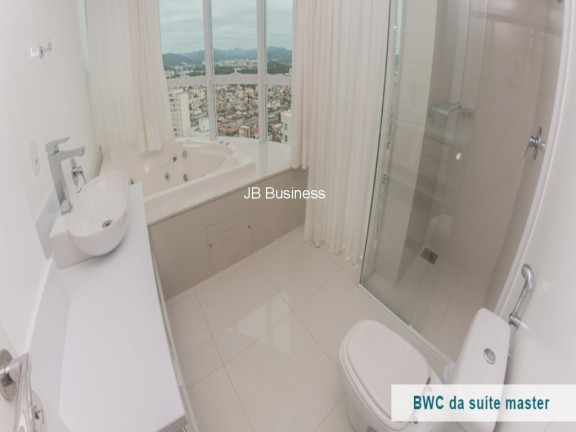Imagem Imóvel com 4 Quartos à Venda, 265 m² em Centro - Balneário Camboriú Imagem Imóvel com 4 Quartos à Venda, 265 m² em Centro - Balneário Camboriú