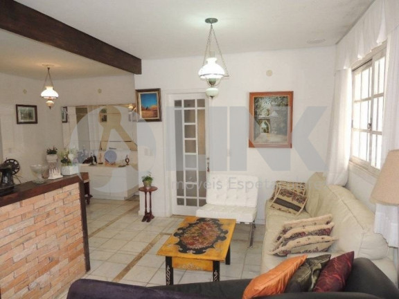Imagem Casa com 3 Quartos à Venda, 300 m² em Chácara Das Pedras - Porto Alegre