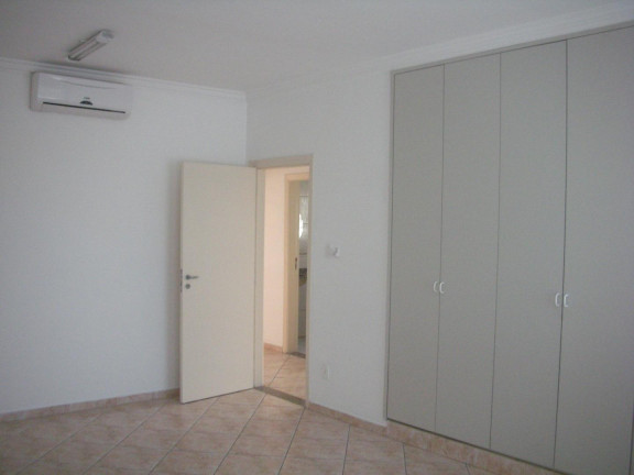 Edifício Residencial para Alugar, 300 m² em Indianópolis - São Paulo