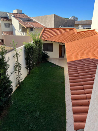 Imagem Sobrado à Venda, 262 m² em Zona Armazém - Umuarama Imagem Sobrado à Venda, 262 m² em Zona Armazém - Umuarama