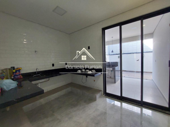 Imagem Casa de Condomínio com 3 Quartos à Venda, 162 m² em Condomínio Residencial Flores - Votorantim Imagem Casa de Condomínio com 3 Quartos à Venda, 162 m² em Condomínio Residencial Flores - Votorantim