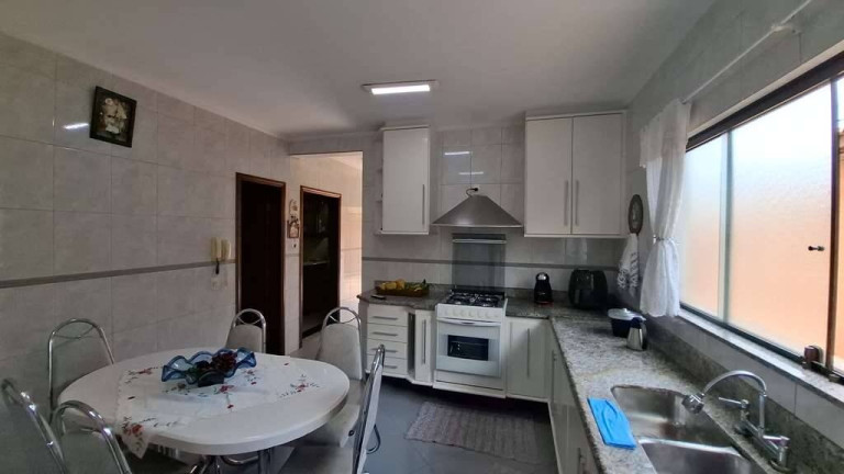 Imagem Casa com 3 Quartos à Venda, em Adalgisa - Osasco Imagem Casa com 3 Quartos à Venda, em Adalgisa - Osasco