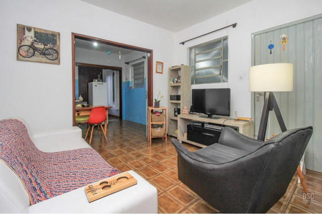 Imagem Casa com 3 Quartos à Venda, 130 m² em Santana - Porto Alegre Imagem Casa com 3 Quartos à Venda, 130 m² em Santana - Porto Alegre