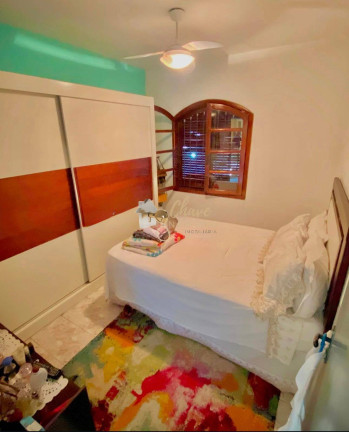 Imagem Casa com 4 Quartos à Venda, 196 m² em Chácara Agrindus - Taboão Da Serra Imagem Casa com 4 Quartos à Venda, 196 m² em Chácara Agrindus - Taboão Da Serra