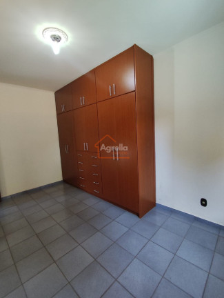 Imagem Casa com 3 Quartos à Venda, 244 m² em Centro - Mogi Mirim Imagem Casa com 3 Quartos à Venda, 244 m² em Centro - Mogi Mirim