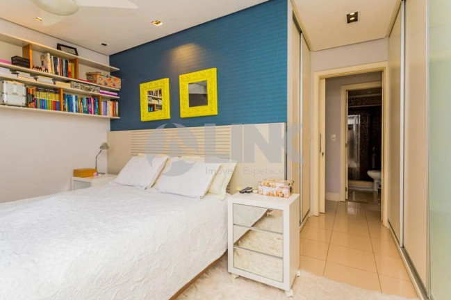 Imagem Apartamento com 3 Quartos à Venda, 94 m² em Cristo Redentor - Porto Alegre Imagem Apartamento com 3 Quartos à Venda, 94 m² em Cristo Redentor - Porto Alegre