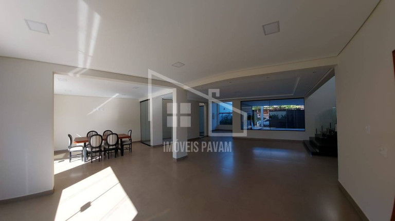 Imagem Sobrado com 4 Quartos à Venda, 360 m² em Independência - São Bernardo Do Campo