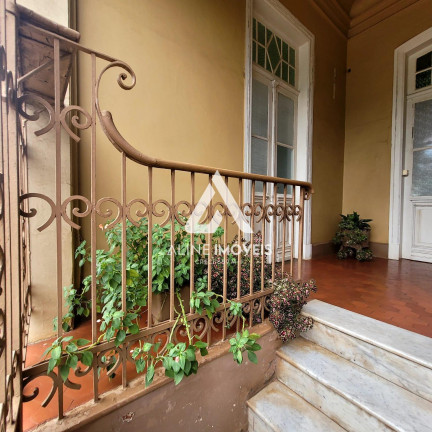 Imagem Casa com 4 Quartos à Venda, 264 m² em Centro - Cruz Alta Imagem Casa com 4 Quartos à Venda, 264 m² em Centro - Cruz Alta