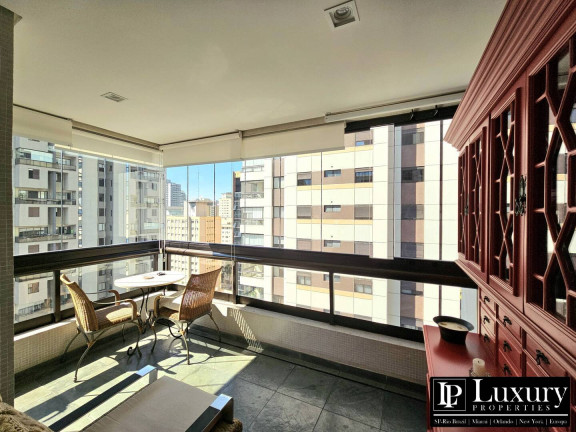 Imagem Apartamento com 3 Quartos à Venda, 162 m² em Moema - São Paulo