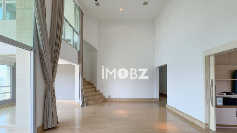 Imóvel com 4 Quartos para Alugar, 260 m² em Villaggio Panamby - São Paulo