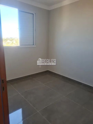 Apartamento com 2 Quartos para Alugar, 50 m² em Conjunto Manoel Mendes - Uberaba