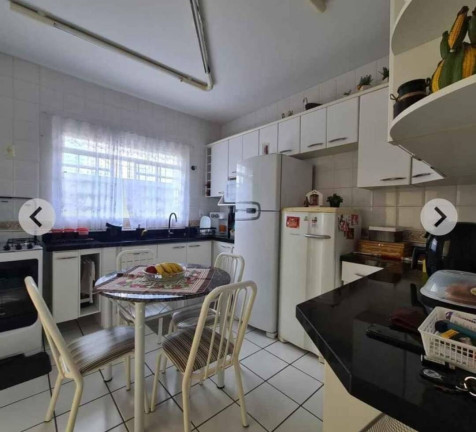 Imagem Casa com 3 Quartos à Venda, 250 m² em Bragança Paulista