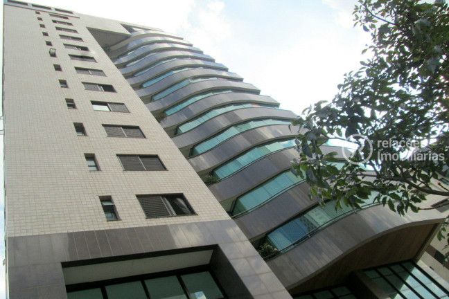 Apartamento com 4 Quartos à Venda, 205 m² em Belvedere - Belo Horizonte