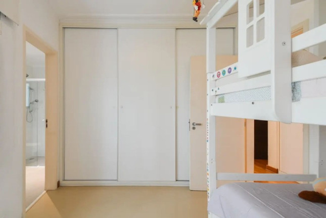 Imagem Imóvel com 4 Quartos à Venda, 172 m² em Moema - São Paulo Imagem Imóvel com 4 Quartos à Venda, 172 m² em Moema - São Paulo