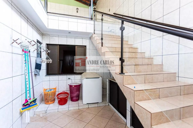 Imagem Sobrado com 5 Quartos à Venda, 249 m² em Vila Yolanda - Osasco Imagem Sobrado com 5 Quartos à Venda, 249 m² em Vila Yolanda - Osasco