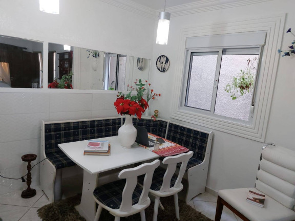 Imagem Casa com 2 Quartos à Venda, em Vila Guacuri - São Paulo Imagem Casa com 2 Quartos à Venda, em Vila Guacuri - São Paulo