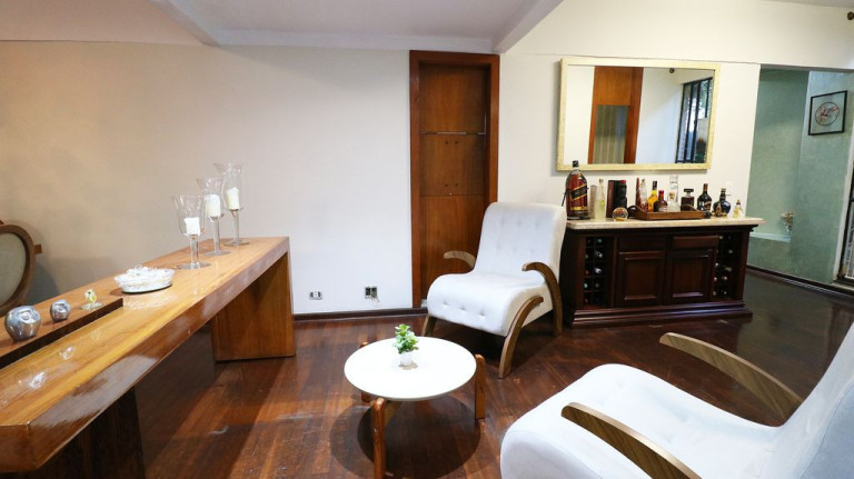 Imagem Casa com 5 Quartos à Venda, 337 m² em Vila Mariana - São Paulo Imagem Casa com 5 Quartos à Venda, 337 m² em Vila Mariana - São Paulo