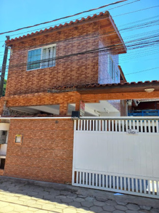 Casa com 10 Quartos à Venda, 243 m² em Boiçucanga - São Sebastião
