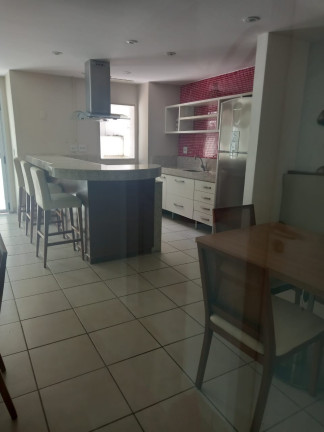 Imagem Imóvel com 2 Quartos à Venda, 94 m² em Icaraí - Niterói Imagem Imóvel com 2 Quartos à Venda, 94 m² em Icaraí - Niterói