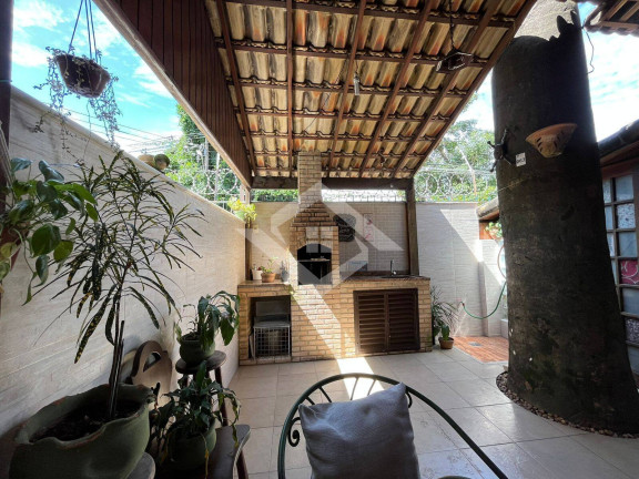 Imagem Casa com 4 Quartos à Venda, 130 m² em Taquara - Rio De Janeiro