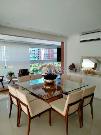 Imagem Apartamento com 3 Quartos à Venda, 224 m² em Gonzaga - Santos Imagem Apartamento com 3 Quartos à Venda, 224 m² em Gonzaga - Santos