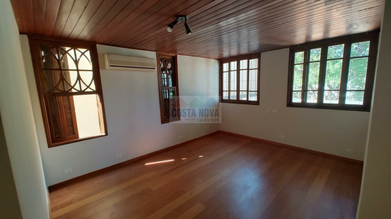Imagem Casa com 3 Quartos à Venda, 260 m² em Jardim Paulistano - São Paulo Imagem Casa com 3 Quartos à Venda, 260 m² em Jardim Paulistano - São Paulo