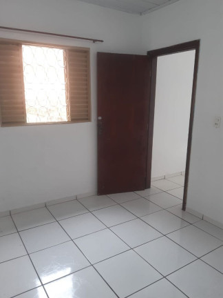 Imagem Casa com 2 Quartos à Venda, 50 m² em Jardim Palmas - Londrina Imagem Casa com 2 Quartos à Venda, 50 m² em Jardim Palmas - Londrina
