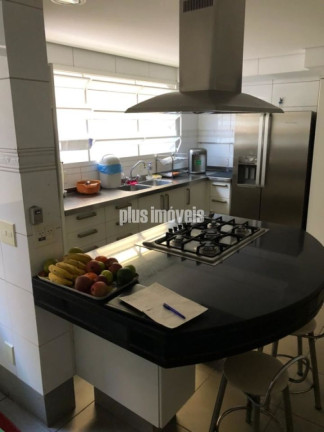 Imagem Casa com 3 Quartos à Venda, 467 m² em Jardim Paulista - São Paulo Imagem Casa com 3 Quartos à Venda, 467 m² em Jardim Paulista - São Paulo