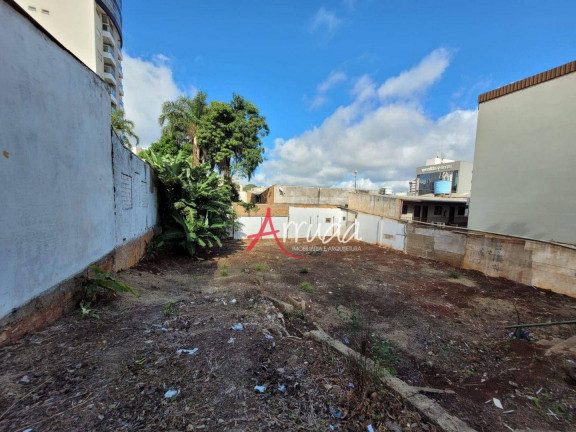 Imagem Terreno à Venda, 500 m² em Centro - Cascavel Imagem Terreno à Venda, 500 m² em Centro - Cascavel