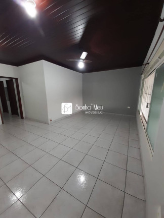 Imagem Casa com 3 Quartos à Venda, 300 m² em Jardim Santa Maria - Jacareí Imagem Casa com 3 Quartos à Venda, 300 m² em Jardim Santa Maria - Jacareí