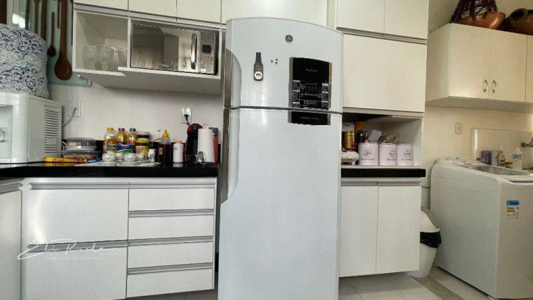 Imagem Apartamento com 3 Quartos à Venda, 120 m² em Centro - Colatina