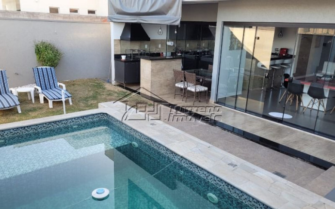Imagem Casa de Condomínio com 3 Quartos à Venda, 197 m² em Taubaté - Taubaté Imagem Casa de Condomínio com 3 Quartos à Venda, 197 m² em Taubaté - Taubaté