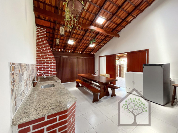 Imagem Casa com 3 Quartos à Venda, 250 m² em Sambaqui - Florianópolis