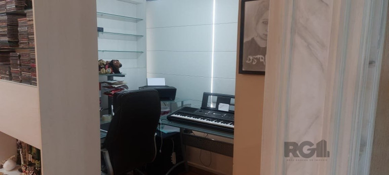 Imagem Cobertura com 2 Quartos à Venda, 210 m² em Santana - Porto Alegre