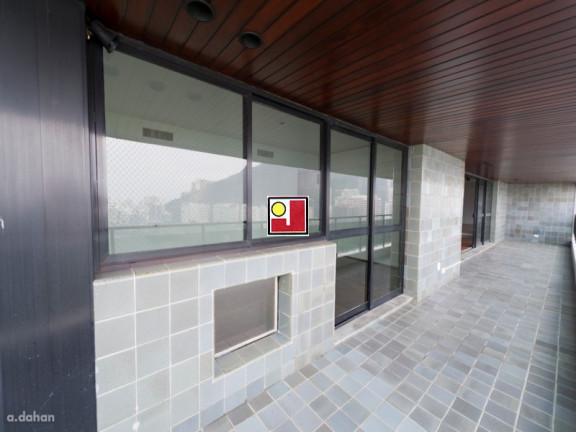 Imagem Apartamento com 4 Quartos à Venda, 319 m² em Lagoa - Rio De Janeiro Imagem Apartamento com 4 Quartos à Venda, 319 m² em Lagoa - Rio De Janeiro