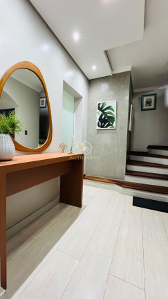 Imagem Casa com 4 Quartos à Venda, 202 m² em Centro - Ubatuba