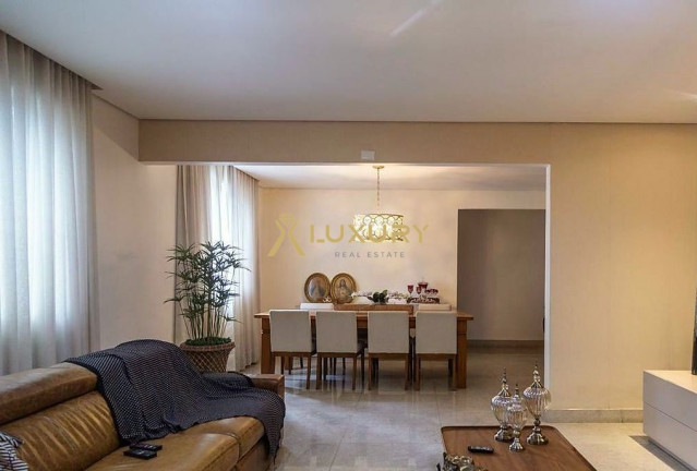 Imagem Imóvel com 4 Quartos à Venda, 180 m² em Santo Antônio - Belo Horizonte