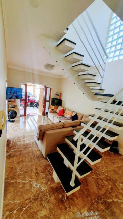 Imagem Sobrado com 4 Quartos à Venda, 150 m² em Solemar - Praia Grande Imagem Sobrado com 4 Quartos à Venda, 150 m² em Solemar - Praia Grande