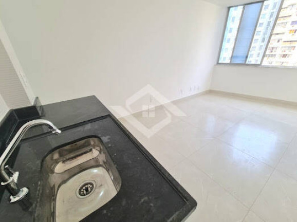 Imagem Apartamento com 1 Quarto à Venda, 35 m² em Copacabana - Rio De Janeiro